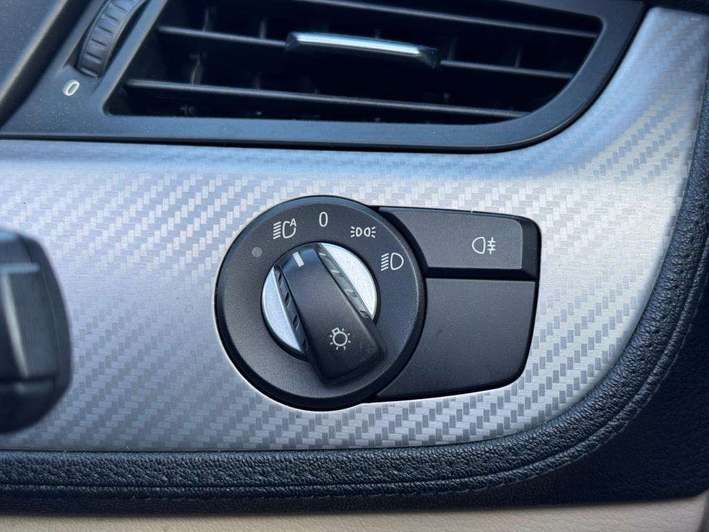 2012 BMW Z4 2012 BMW Z4