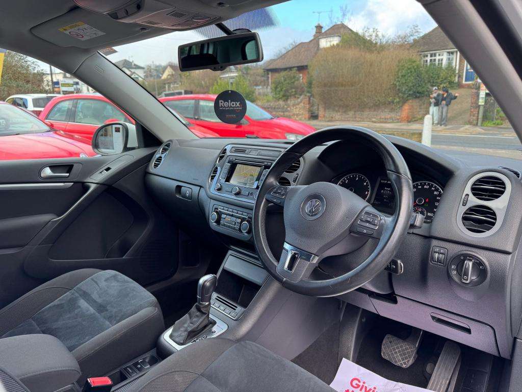 2015 VOLKSWAGEN TIGUAN 2015 VOLKSWAGEN TIGUAN