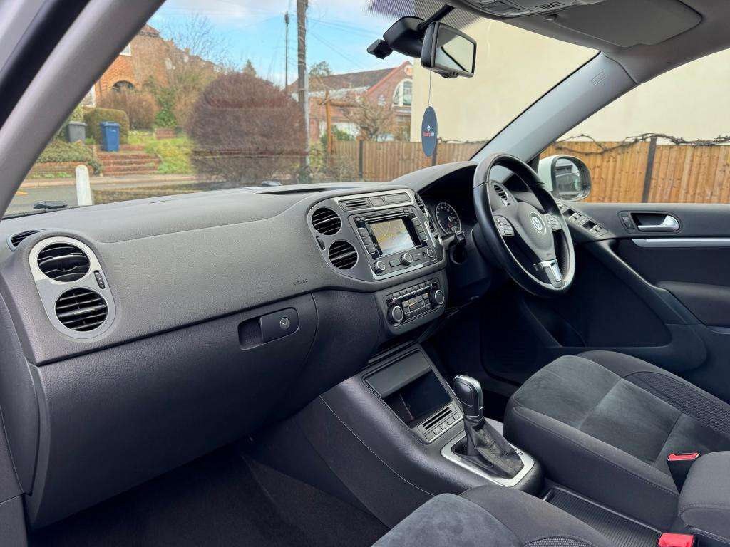 2015 VOLKSWAGEN TIGUAN 2015 VOLKSWAGEN TIGUAN