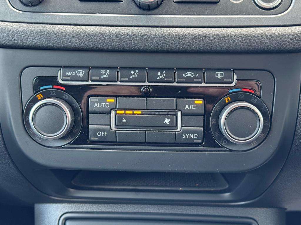 2015 VOLKSWAGEN TIGUAN 2015 VOLKSWAGEN TIGUAN