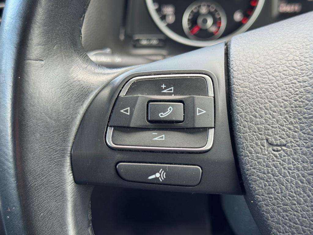 2015 VOLKSWAGEN TIGUAN 2015 VOLKSWAGEN TIGUAN