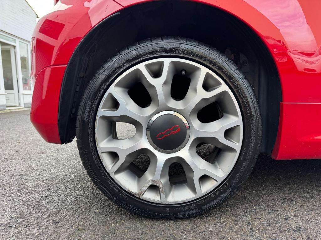 2016 FIAT 500 2016 FIAT 500