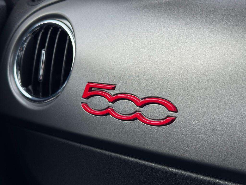 2016 FIAT 500 2016 FIAT 500