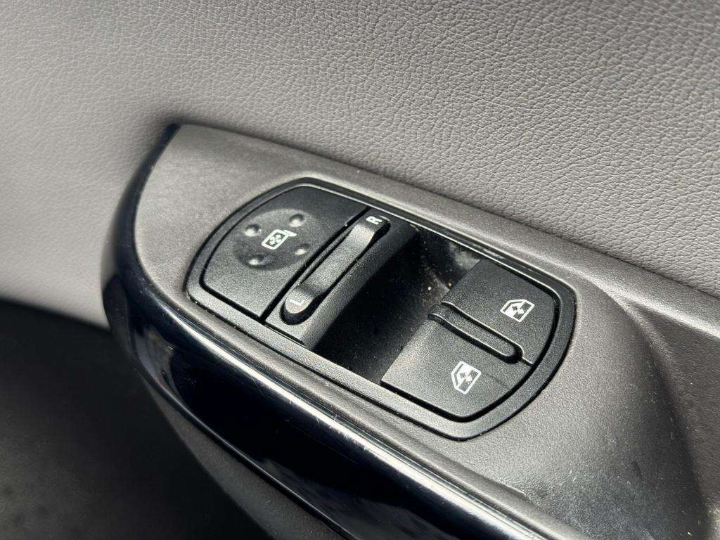 2015 VAUXHALL CORSA 2015 VAUXHALL CORSA