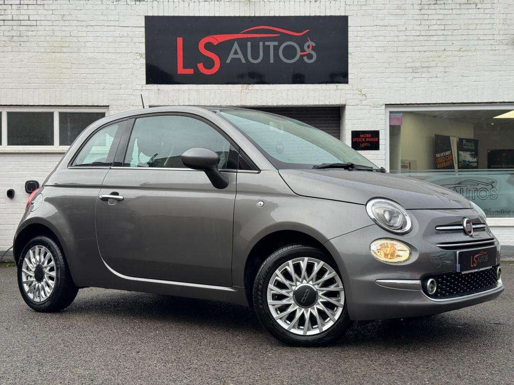 A 2017 FIAT 500 1.2 Lounge Hatchback 3dr Petrol Manual Euro 6 (s/s A 2017 FIAT 500 1.2 Lounge Hatchback 3dr Petrol Manual Euro 6 (s/s