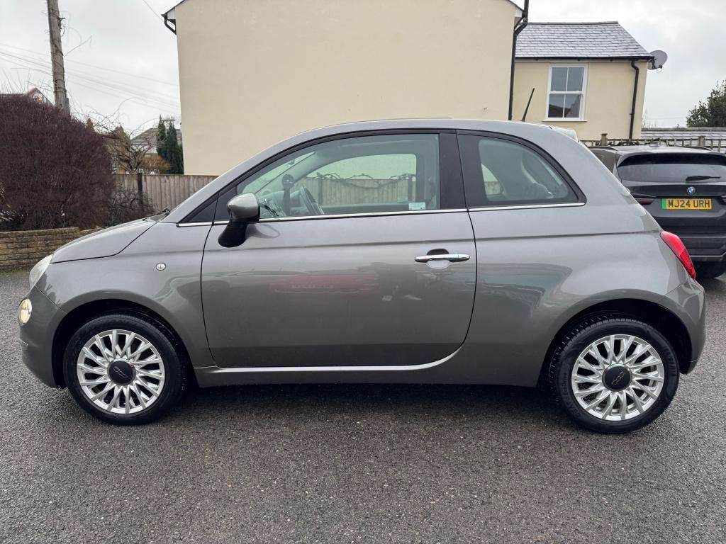 2017 FIAT 500 2017 FIAT 500