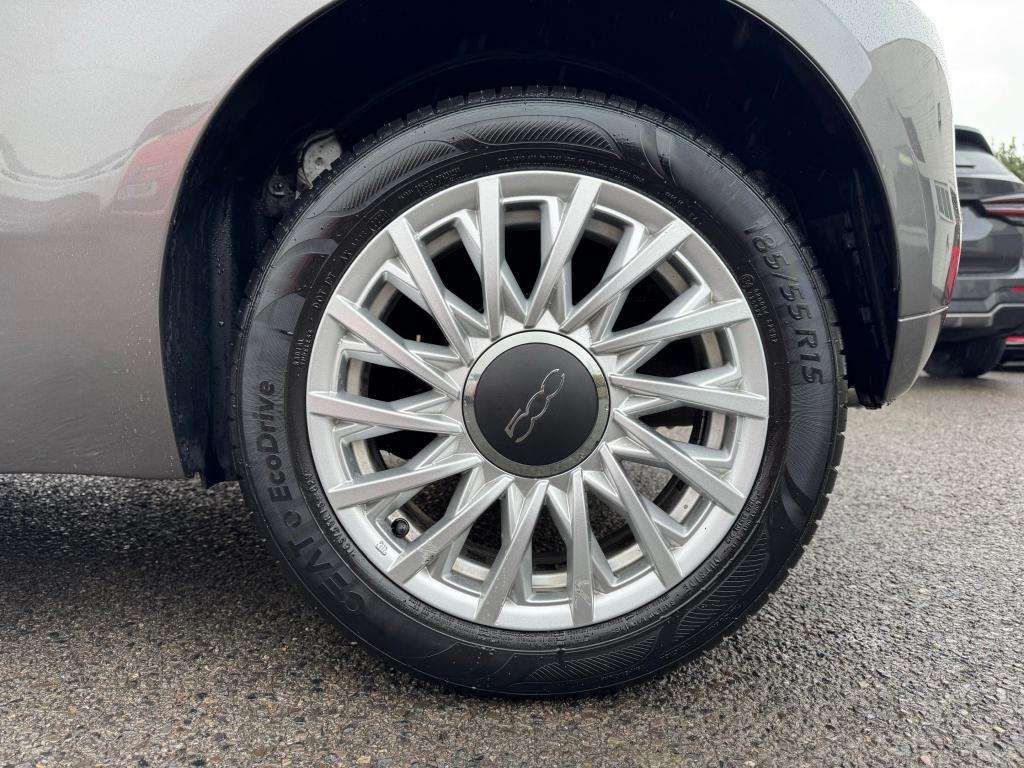 2017 FIAT 500 2017 FIAT 500