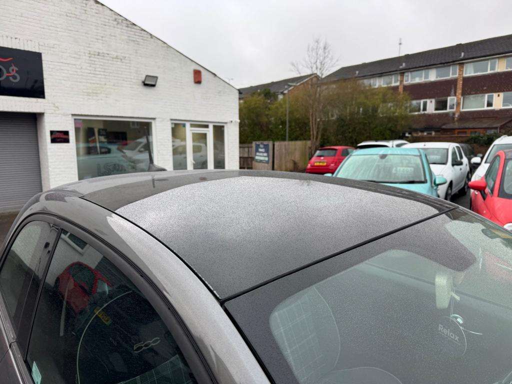 2017 FIAT 500 2017 FIAT 500