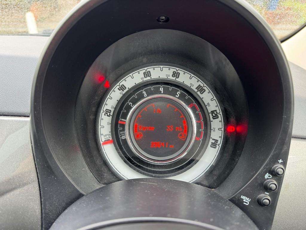 2017 FIAT 500 2017 FIAT 500