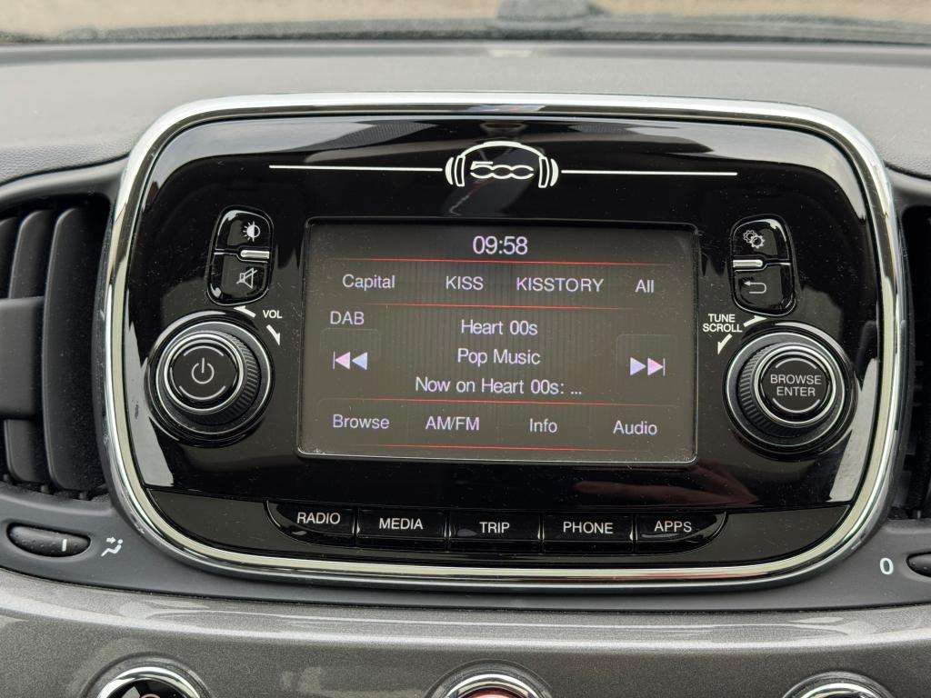 2017 FIAT 500 2017 FIAT 500