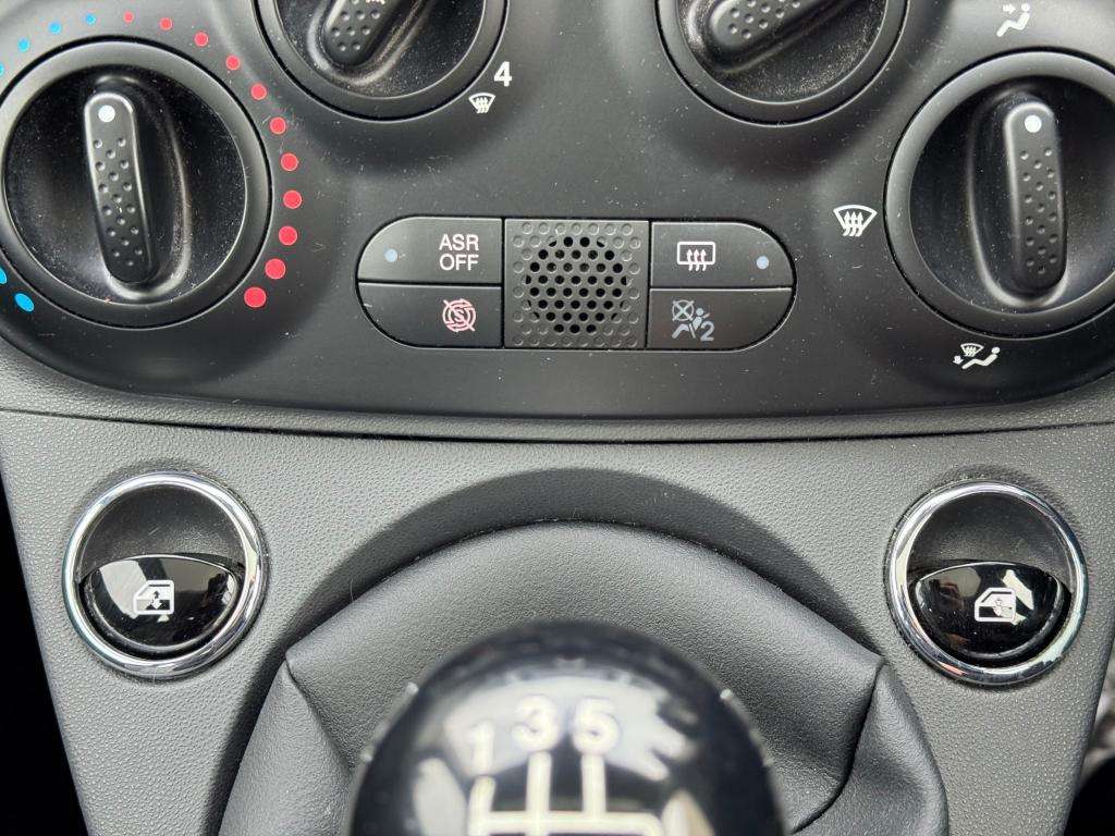 2017 FIAT 500 2017 FIAT 500