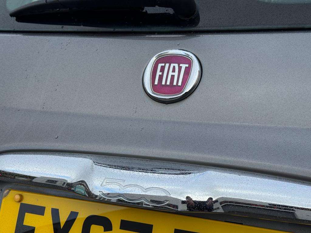 2017 FIAT 500 2017 FIAT 500