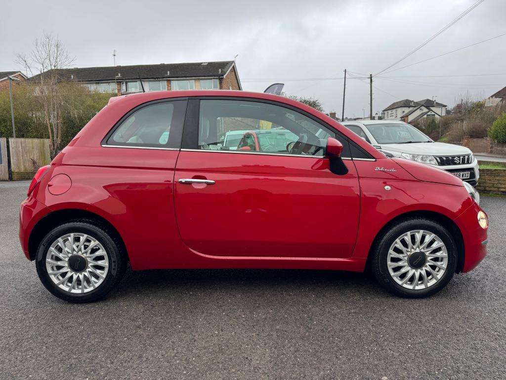 A 2022 FIAT 500 1.0 MHEV Dolcevita Hatchback 3dr Petrol Manual Eur A 2022 FIAT 500 1.0 MHEV Dolcevita Hatchback 3dr Petrol Manual Eur