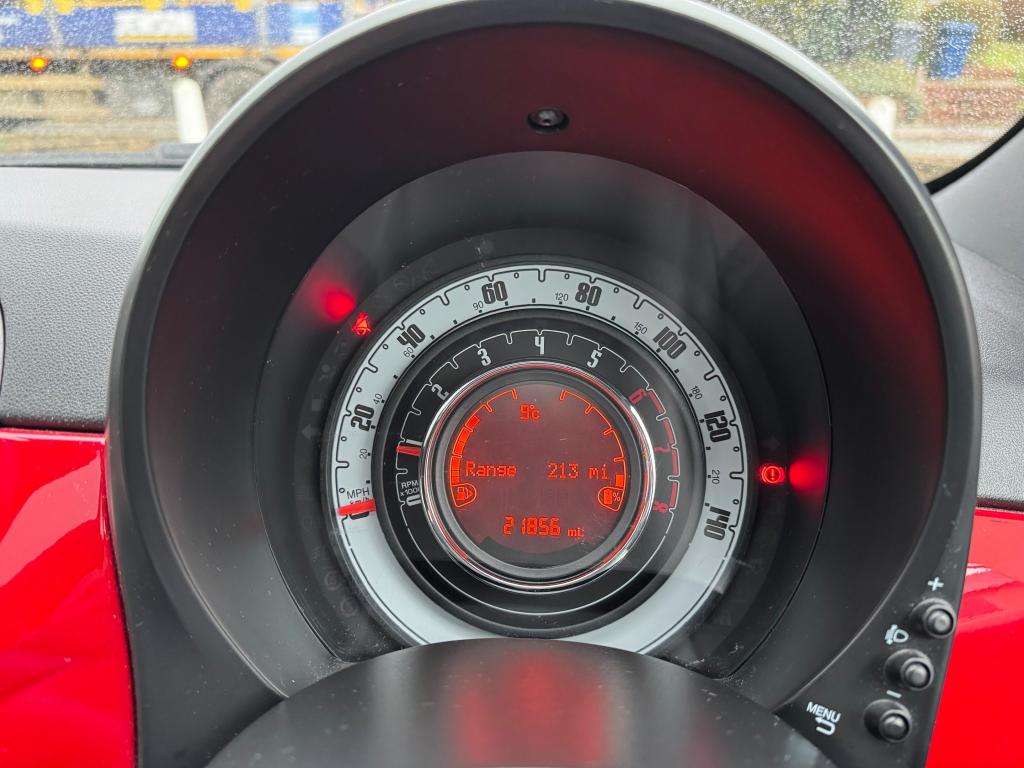 2022 FIAT 500 2022 FIAT 500