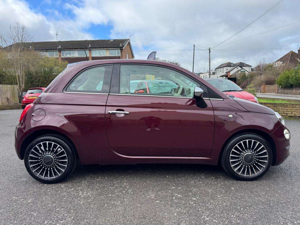 A 2016 FIAT 500 0.9 TwinAir Lounge Hatchback 3dr Petrol Manual Eur A 2016 FIAT 500 0.9 TwinAir Lounge Hatchback 3dr Petrol Manual Eur