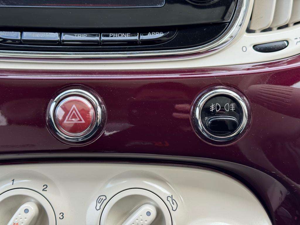 2016 FIAT 500 2016 FIAT 500