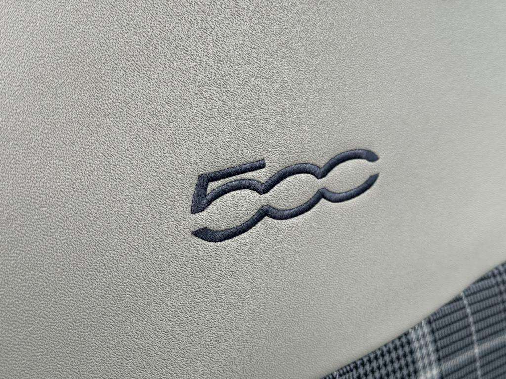 2016 FIAT 500 2016 FIAT 500