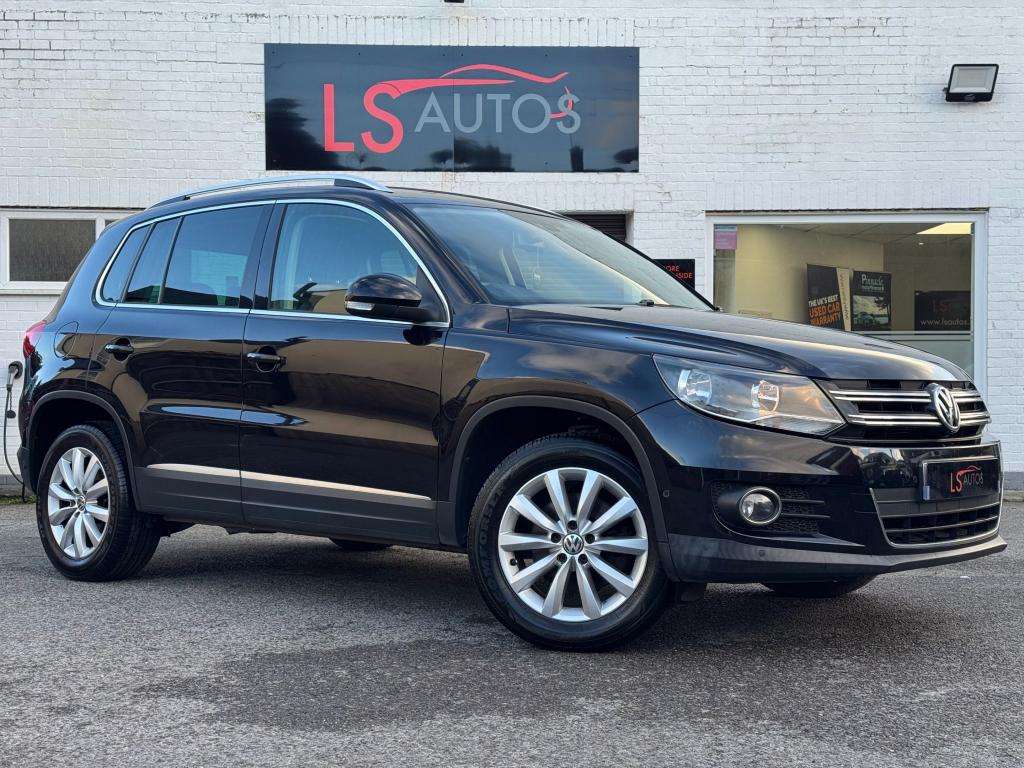 A 2013 VOLKSWAGEN TIGUAN 2.0 TDI BlueMotion Tech Match SUV 5dr Diesel Manua A 2013 VOLKSWAGEN TIGUAN 2.0 TDI BlueMotion Tech Match SUV 5dr Diesel Manua
