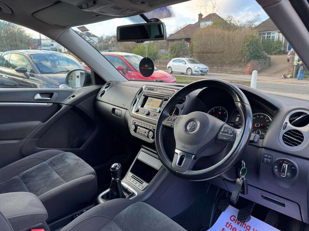 2013 VOLKSWAGEN TIGUAN 2013 VOLKSWAGEN TIGUAN