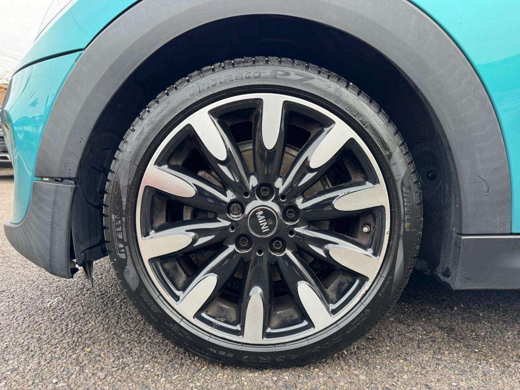 2018 MINI CONVERTIBLE 2018 MINI CONVERTIBLE