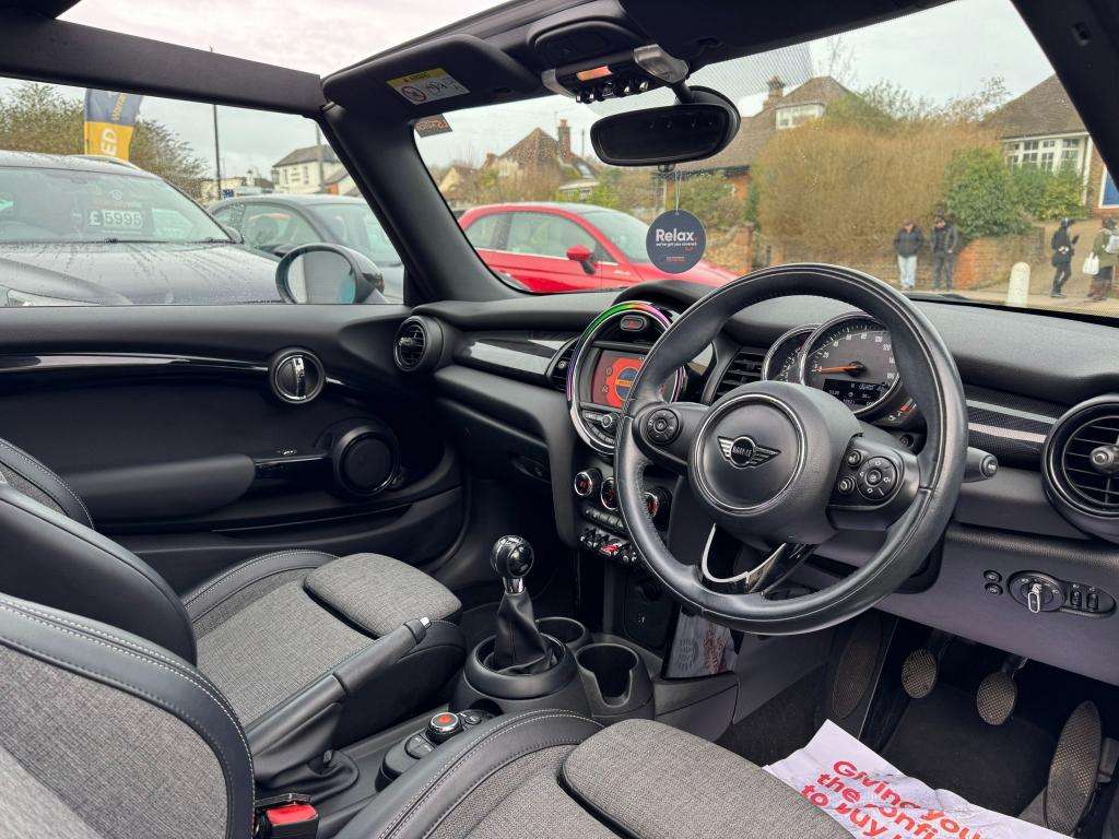 2018 MINI CONVERTIBLE 2018 MINI CONVERTIBLE