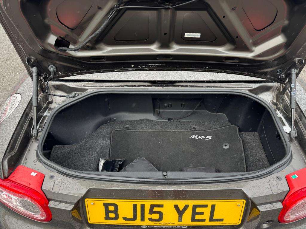 2015 MAZDA MX-5 2015 MAZDA MX-5