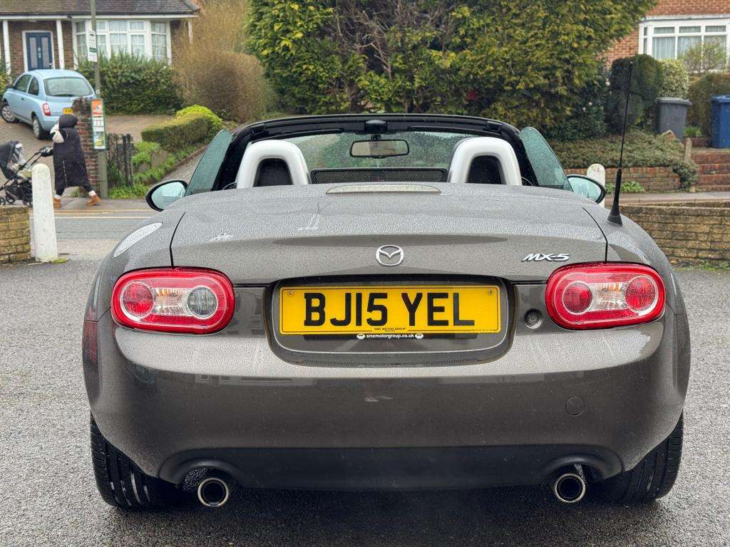 2015 MAZDA MX-5 2015 MAZDA MX-5