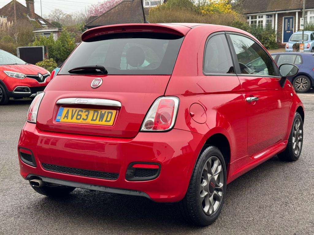 A 2013 FIAT 500 1.2 S Hatchback 3dr Petrol Manual Euro 5 (s/s) (69 A 2013 FIAT 500 1.2 S Hatchback 3dr Petrol Manual Euro 5 (s/s) (69