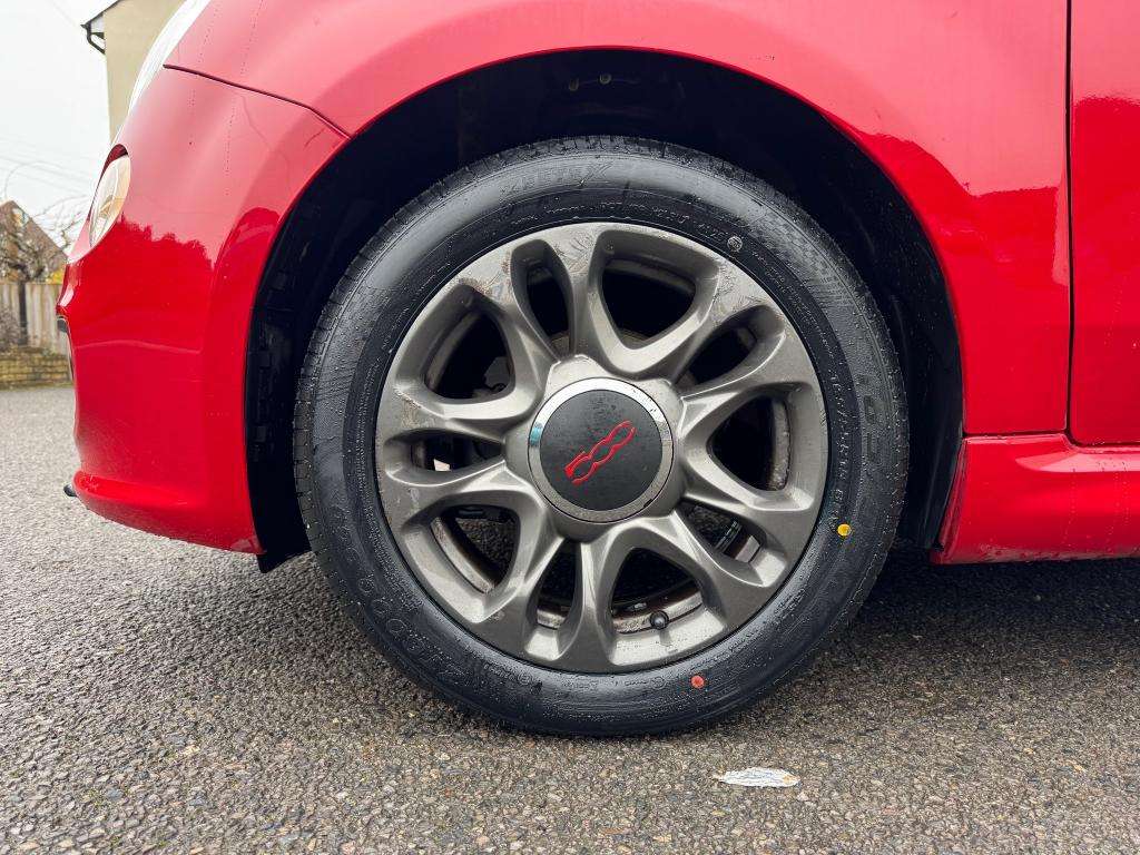 2013 FIAT 500 2013 FIAT 500