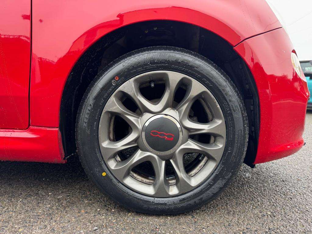 2013 FIAT 500 2013 FIAT 500