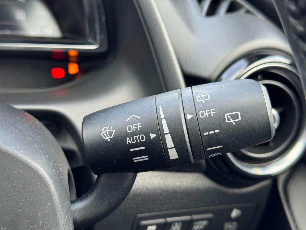 2017 MAZDA MAZDA2 2017 MAZDA MAZDA2