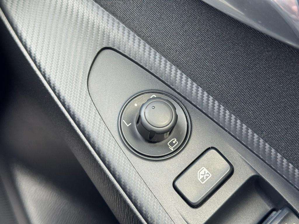 2017 MAZDA MAZDA2 2017 MAZDA MAZDA2