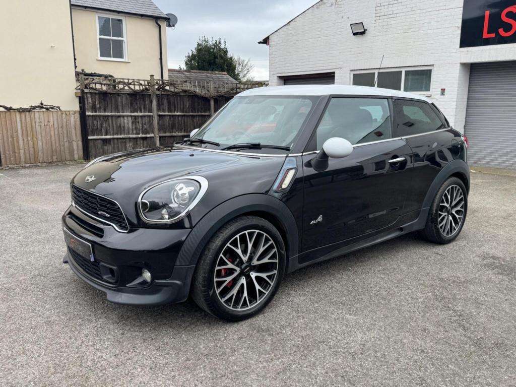 A 2013 MINI PACEMAN 1.6 John Cooper Works SUV 3dr Petrol Auto ALL4 Eur A 2013 MINI PACEMAN 1.6 John Cooper Works SUV 3dr Petrol Auto ALL4 Eur