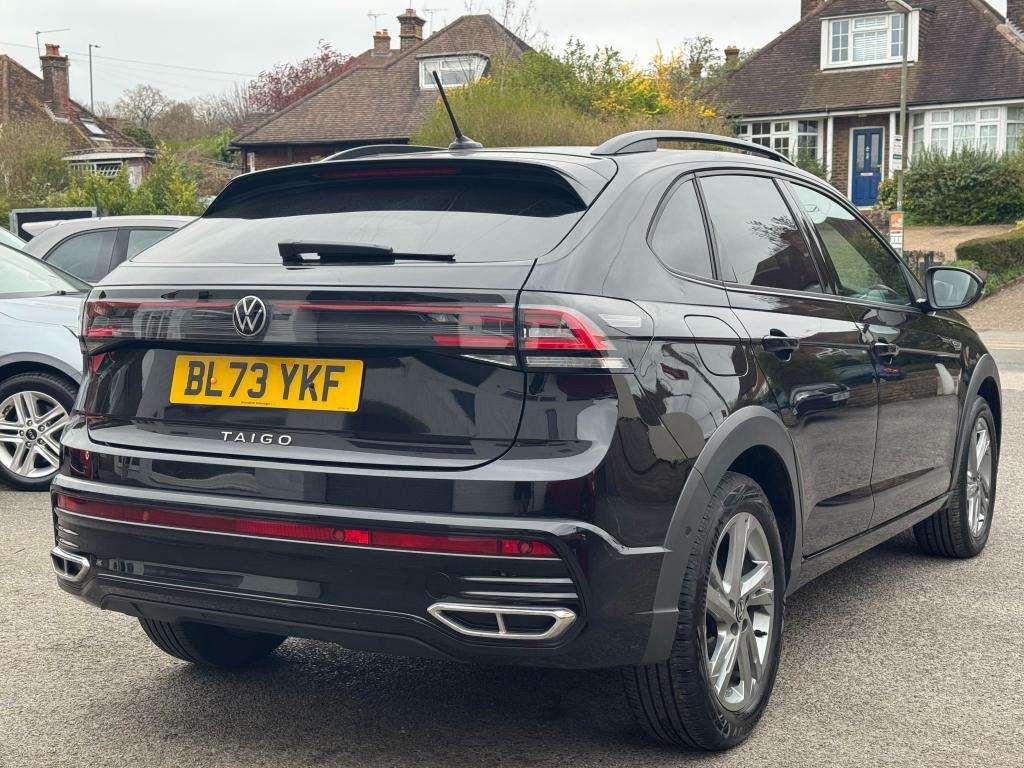 A 2023 VOLKSWAGEN TAIGO 1.0 TSI R-Line SUV 5dr Petrol Manual Euro 6 (s/s) A 2023 VOLKSWAGEN TAIGO 1.0 TSI R-Line SUV 5dr Petrol Manual Euro 6 (s/s)