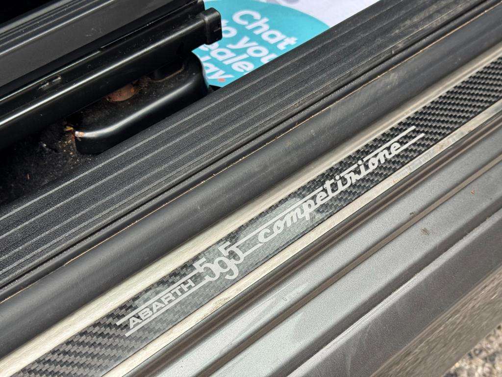 2015 ABARTH 595 2015 ABARTH 595