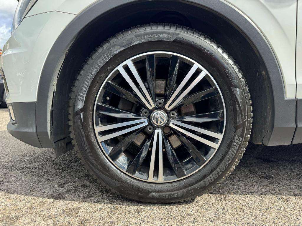 2018 VOLKSWAGEN TIGUAN 2018 VOLKSWAGEN TIGUAN