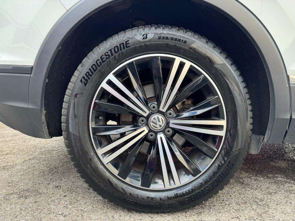 2018 VOLKSWAGEN TIGUAN 2018 VOLKSWAGEN TIGUAN