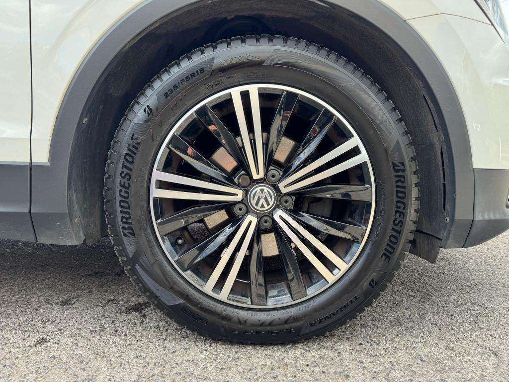 2018 VOLKSWAGEN TIGUAN 2018 VOLKSWAGEN TIGUAN