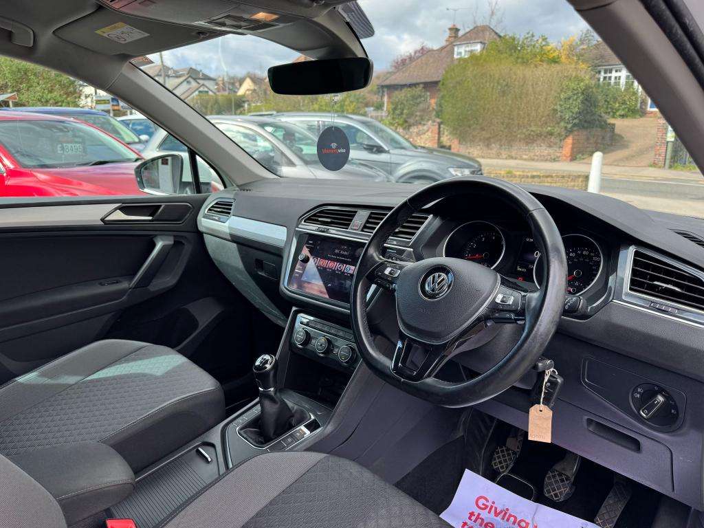 2018 VOLKSWAGEN TIGUAN 2018 VOLKSWAGEN TIGUAN