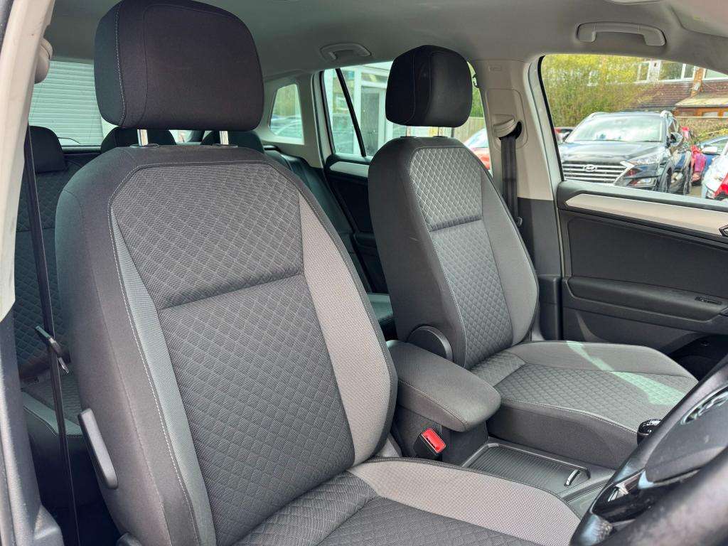 2018 VOLKSWAGEN TIGUAN 2018 VOLKSWAGEN TIGUAN