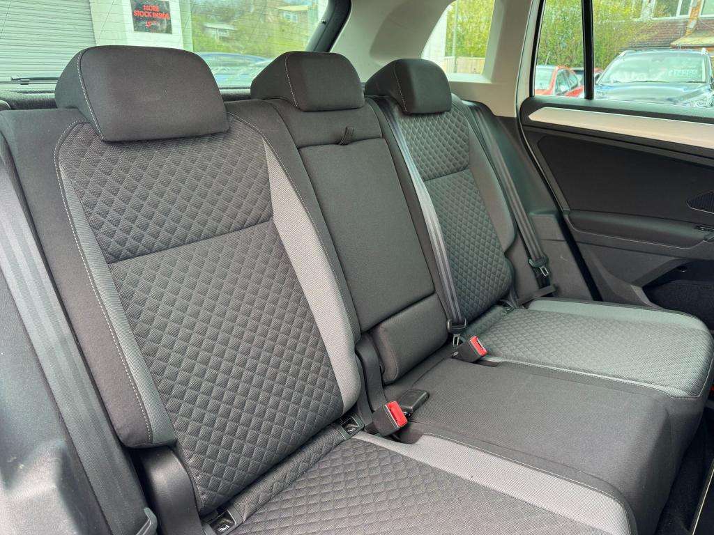 2018 VOLKSWAGEN TIGUAN 2018 VOLKSWAGEN TIGUAN