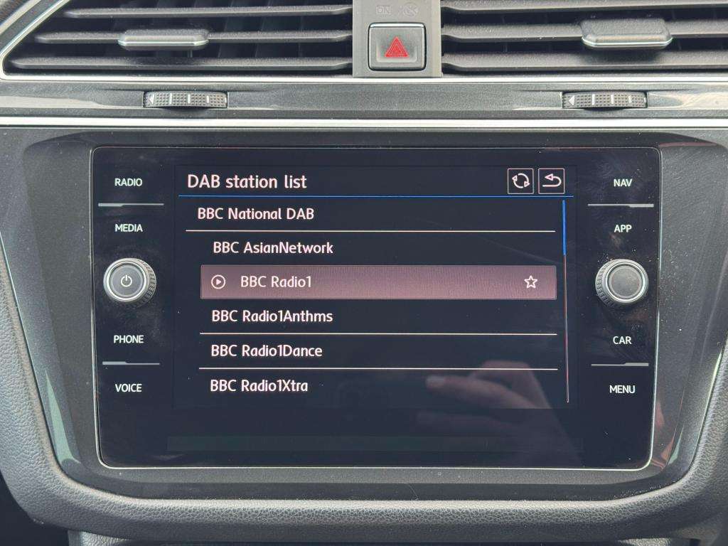 2018 VOLKSWAGEN TIGUAN 2018 VOLKSWAGEN TIGUAN