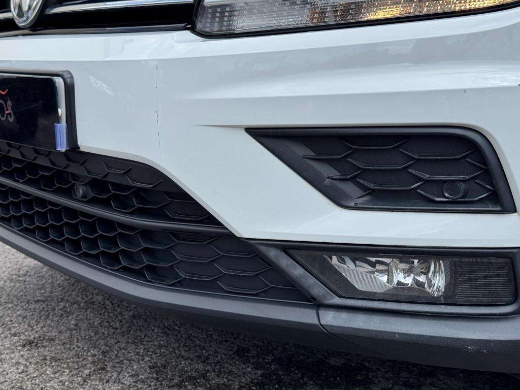 2018 VOLKSWAGEN TIGUAN 2018 VOLKSWAGEN TIGUAN