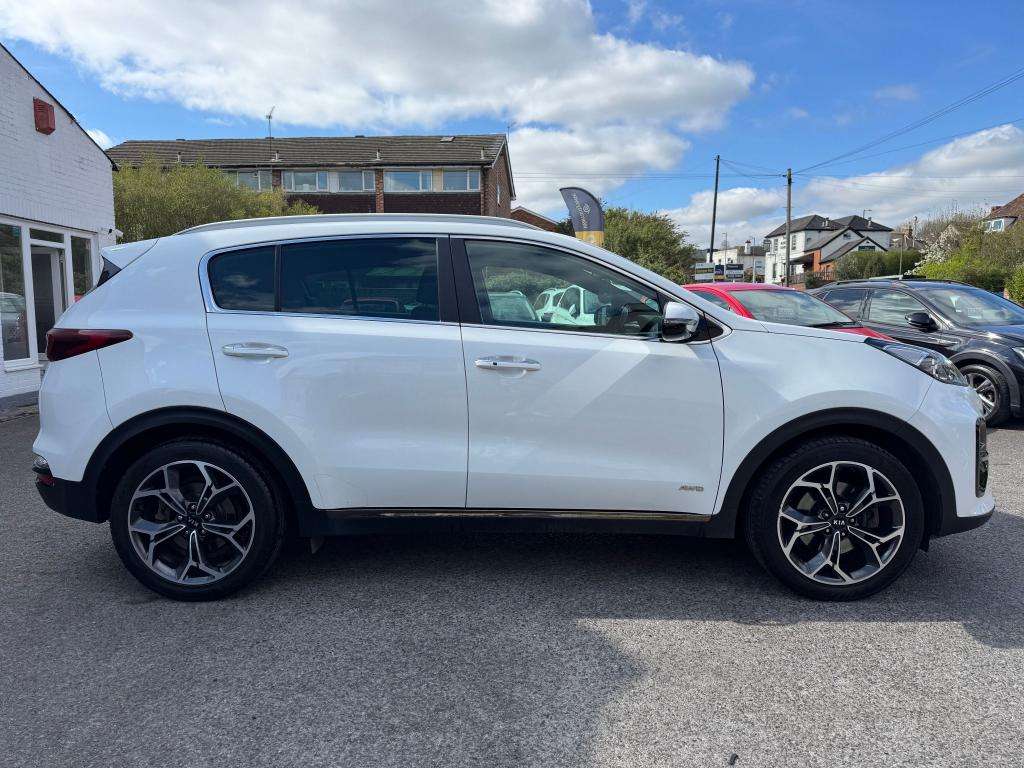 A 2019 KIA SPORTAGE 1.6 T-GDi GT-Line SUV 5dr Petrol DCT AWD Euro 6 (s A 2019 KIA SPORTAGE 1.6 T-GDi GT-Line SUV 5dr Petrol DCT AWD Euro 6 (s
