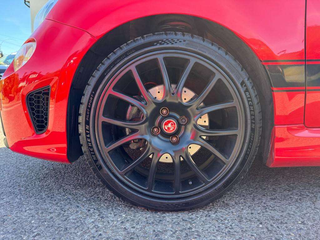 2018 ABARTH 595 2018 ABARTH 595