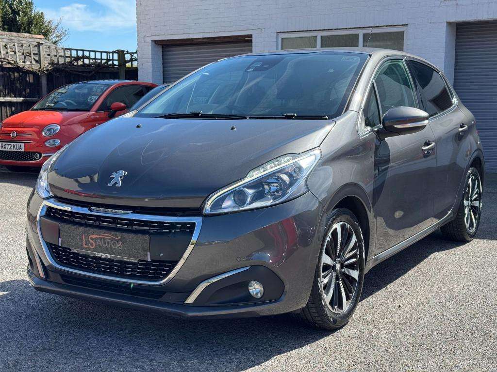 2019 PEUGEOT 208 2019 PEUGEOT 208