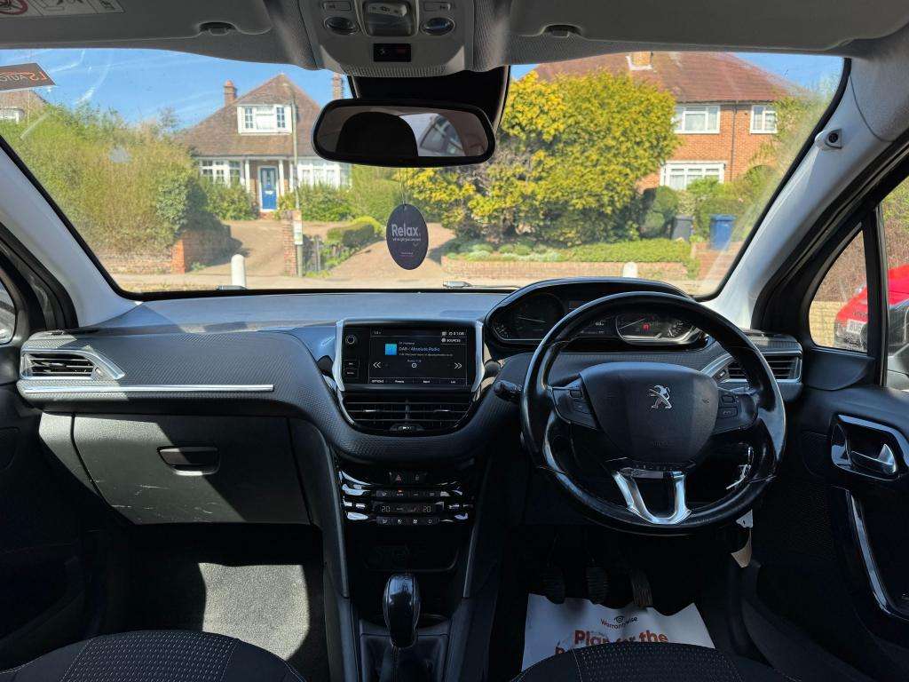 2019 PEUGEOT 208 2019 PEUGEOT 208