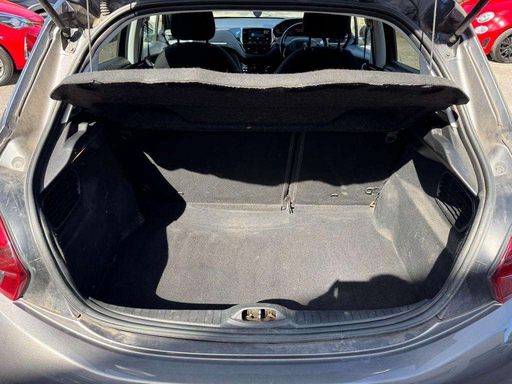 2019 PEUGEOT 208 2019 PEUGEOT 208