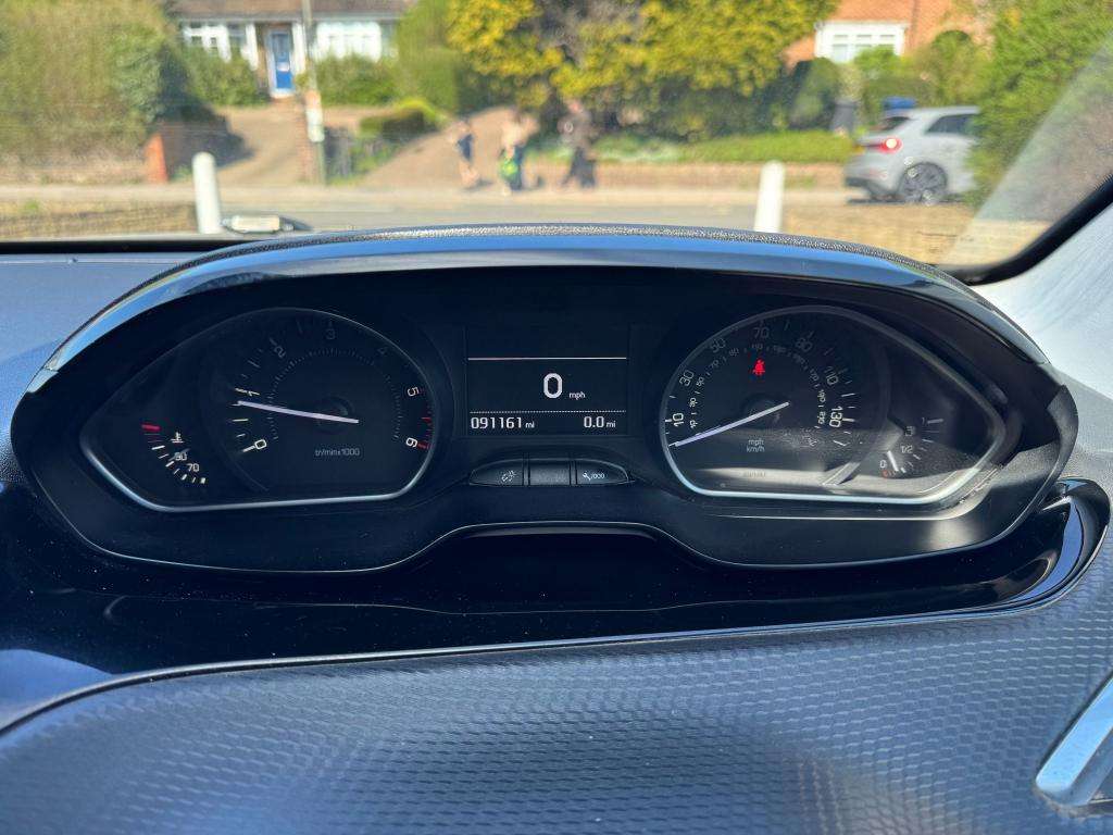 2019 PEUGEOT 208 2019 PEUGEOT 208