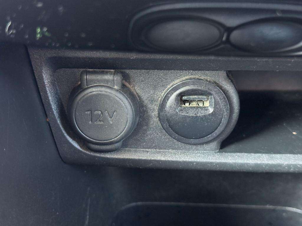 2019 PEUGEOT 208 2019 PEUGEOT 208